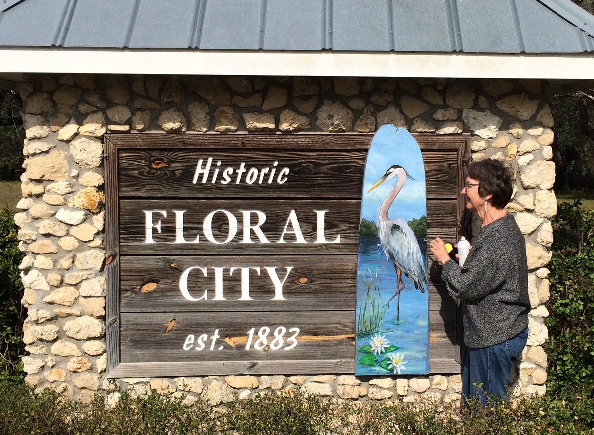 Floral City Gateway sign on SR48W